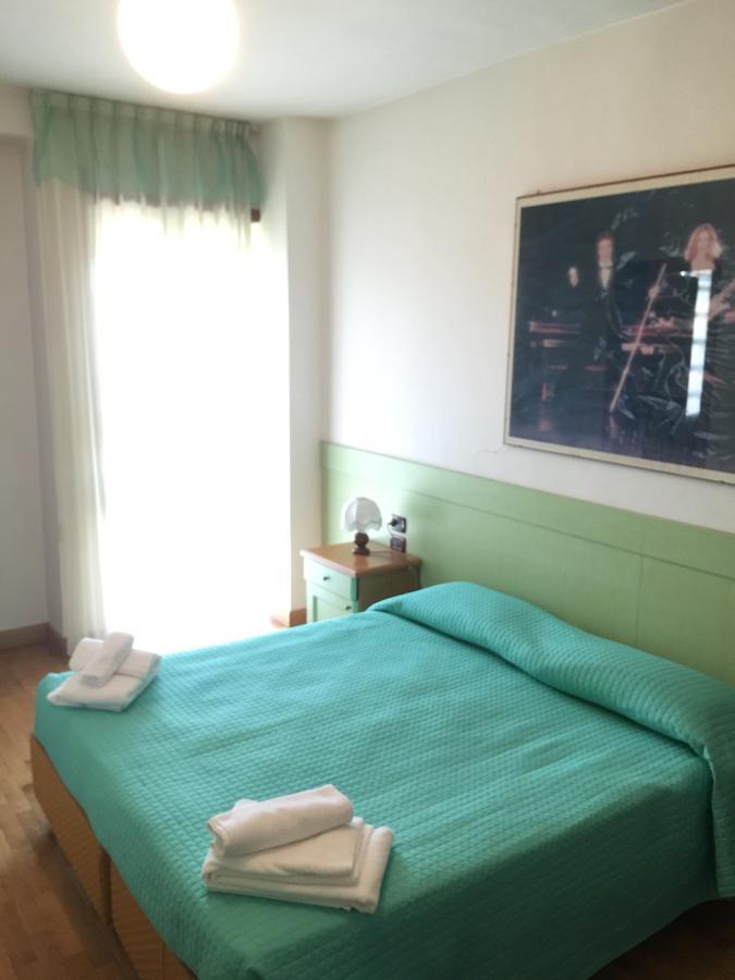 Hotel Ristorante Il Pirata San Vito di Leguzzano エクステリア 写真